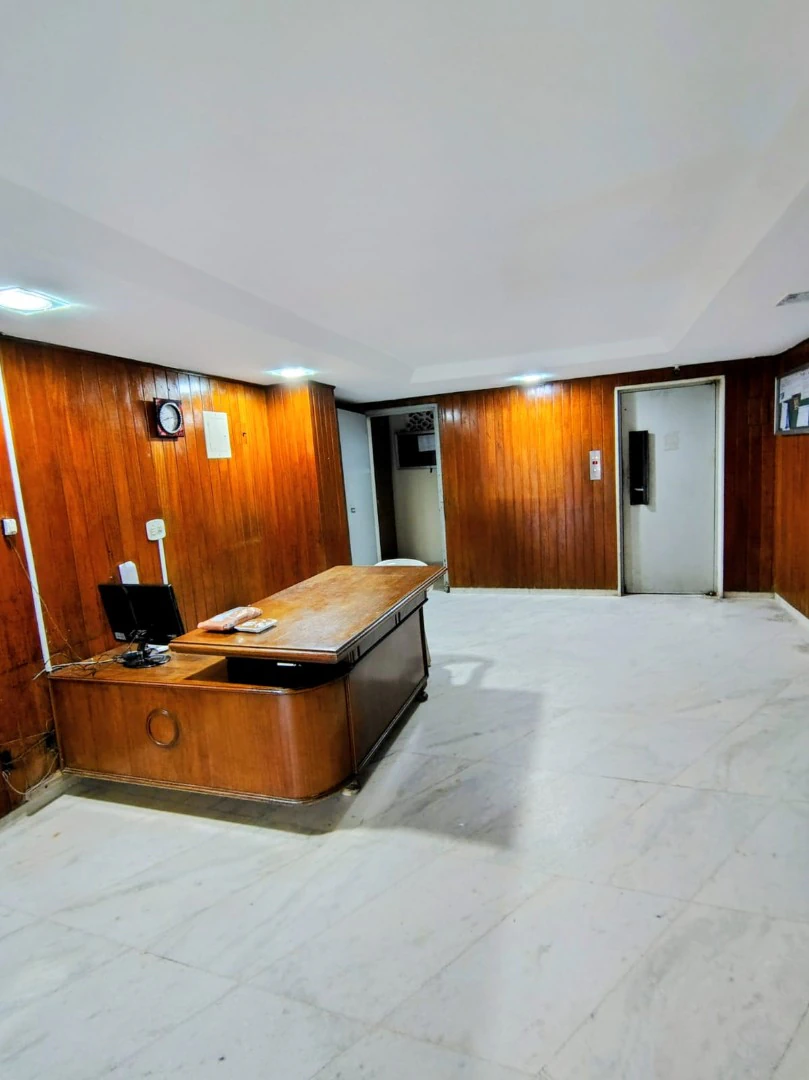 3-bedroom apartment with a closed gas kitchen — photo 26