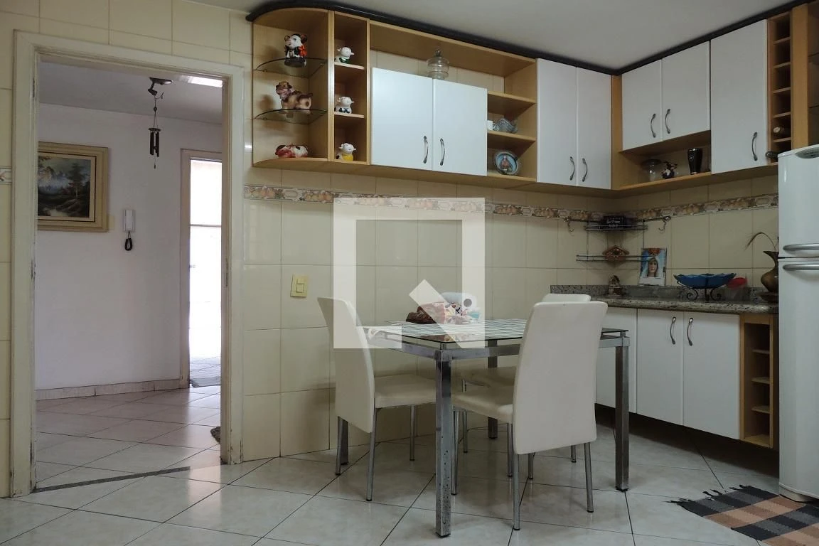 Casa mobiliada com 3 quartos, varanda e 3 banheiros — photo 23