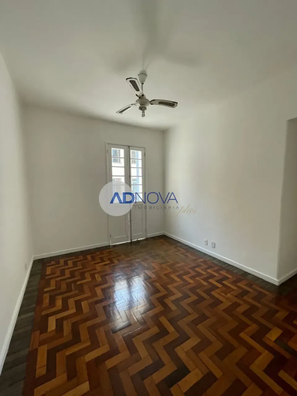 Apartamento de 50 m² com cozinha fechada e varanda — photo 10