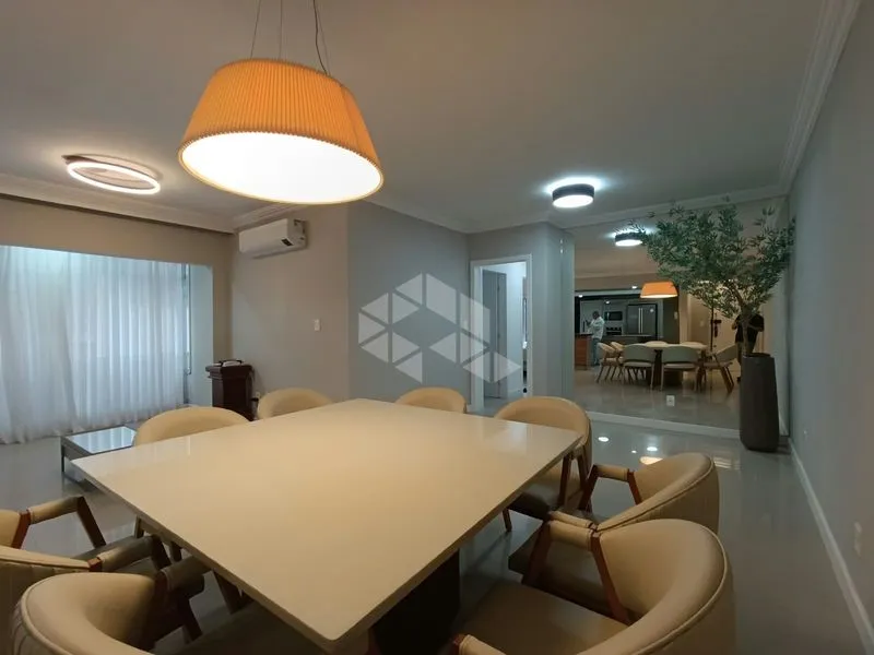 Furnished apartment, 121 m², with a home office — photo 22