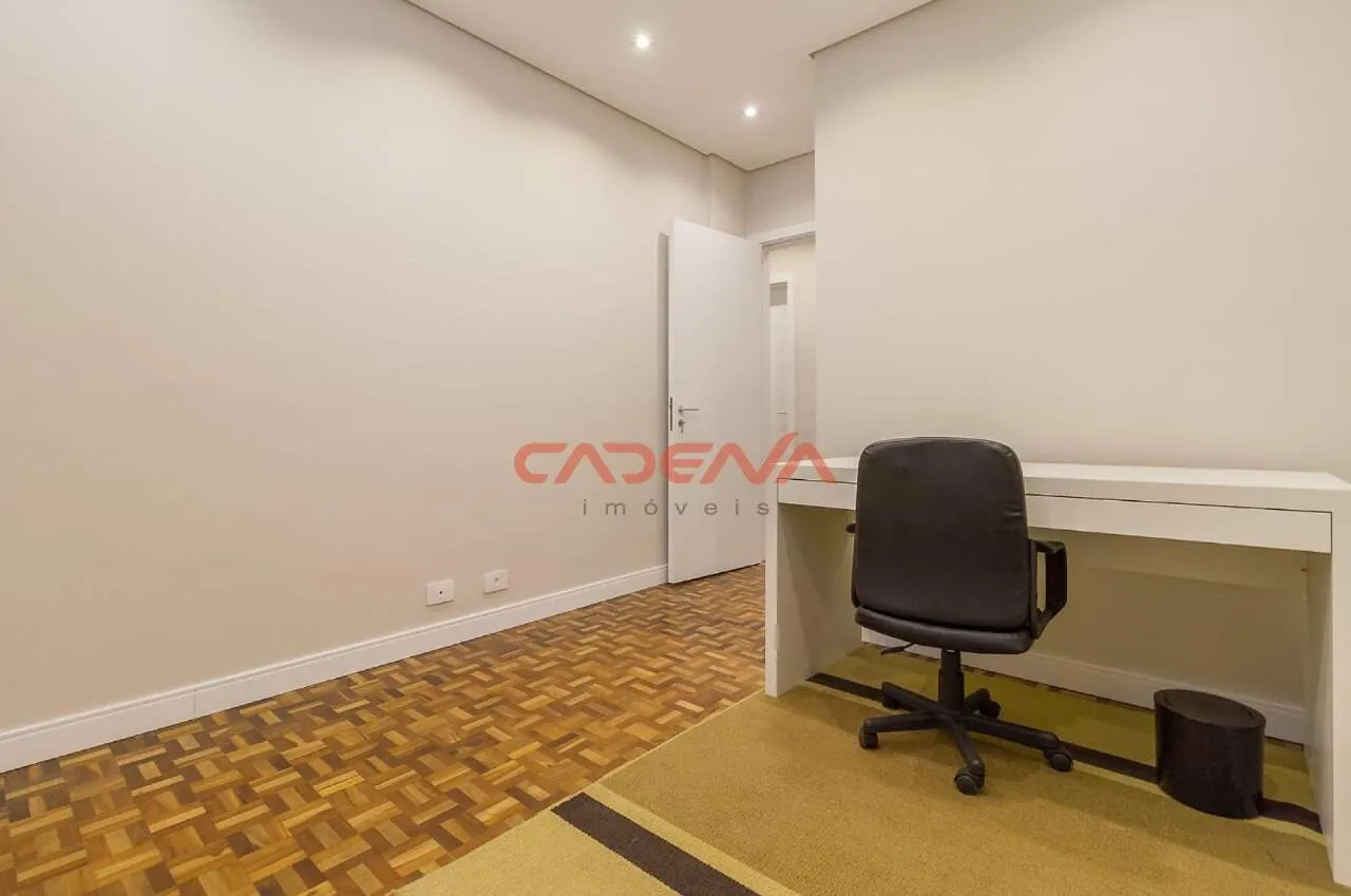 Furnished 137 m² apartment with a separate gas kitchen — photo 14