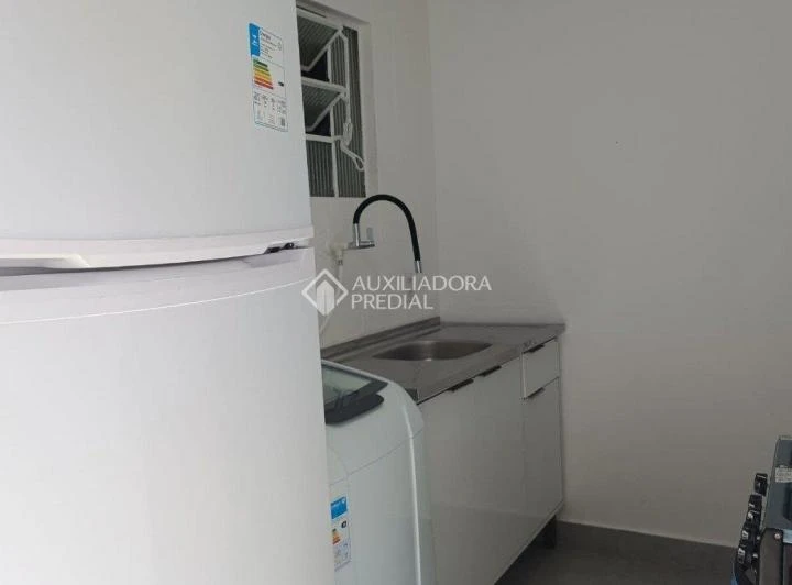 Квартира з 1 спальнею та вбудованою кухнею — photo 4