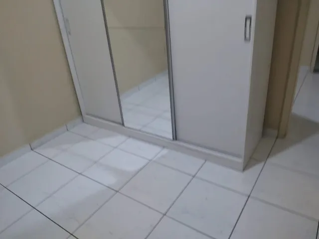 1-bedroom apartment with a glass shower enclosure — photo 11