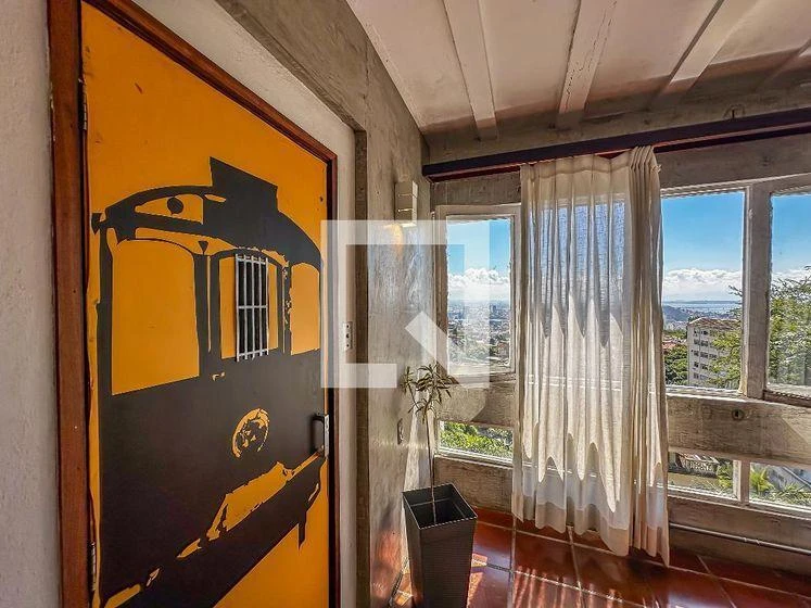 Washing machine in a 4-bedroom house, 400 m² — photo 40
