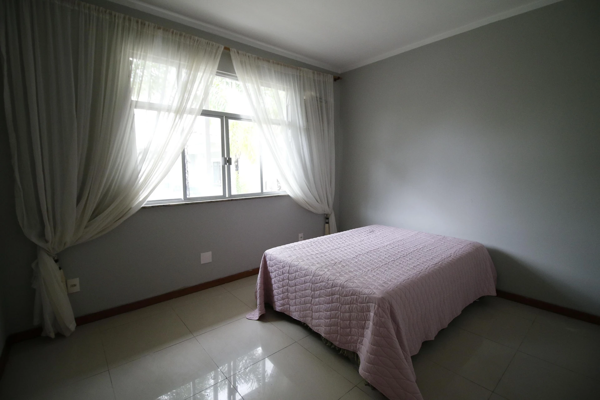 Condo house with 4 bedrooms and 2 en-suites, 3 parking — photo 22