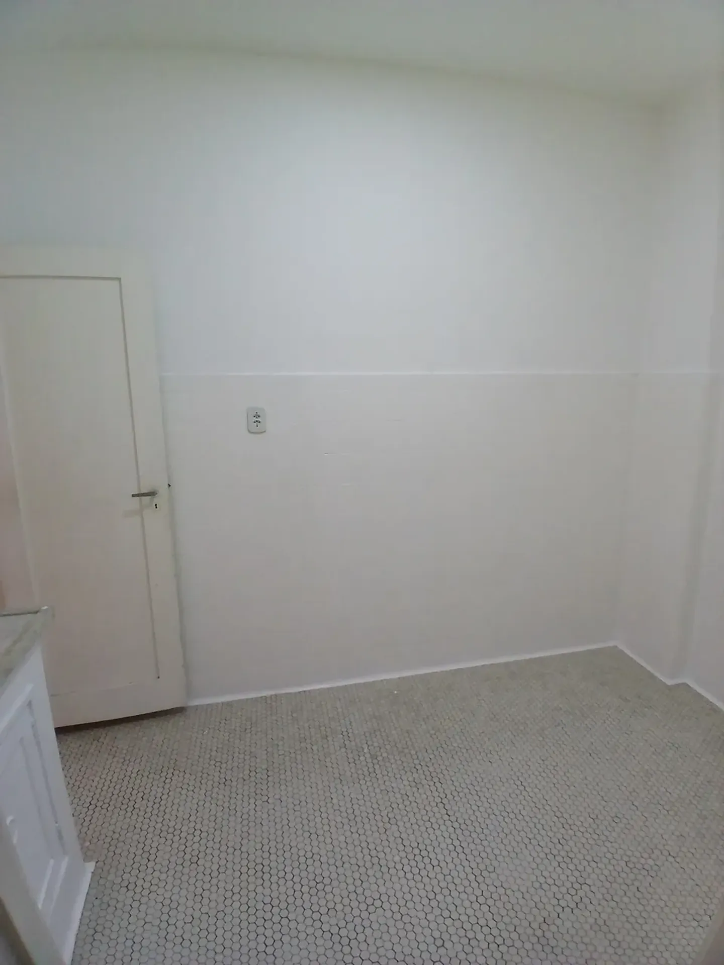 Departamento de 1 dormitorio con piso de madera o laminado — photo 13