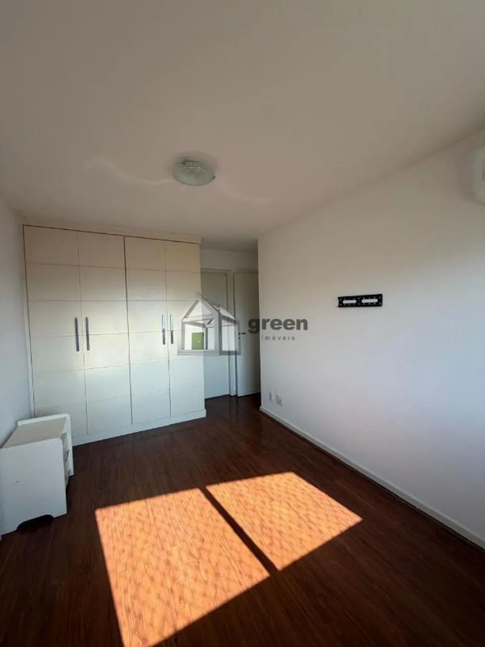 Apartamento com 2 quartos, 3 banheiros e varanda — photo 4