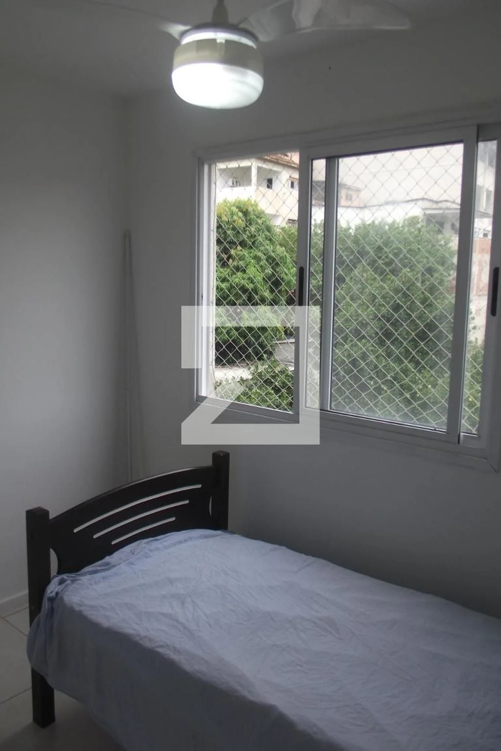 Furnished apartment with 3 bedrooms and enclosed balcony — photo 22