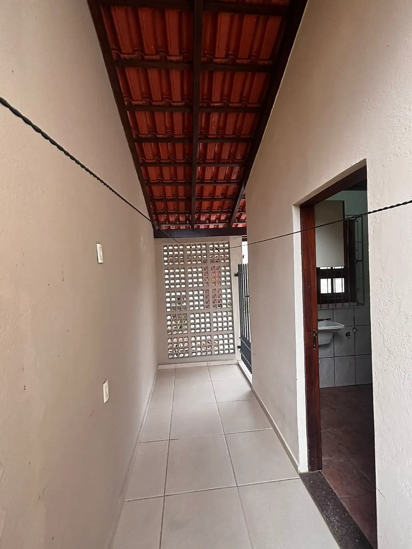 Rental house with 3 bedrooms and 360 m² — photo 12