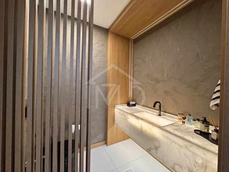 Джакузі та 4 спальні: будинок 800 м² — photo 18