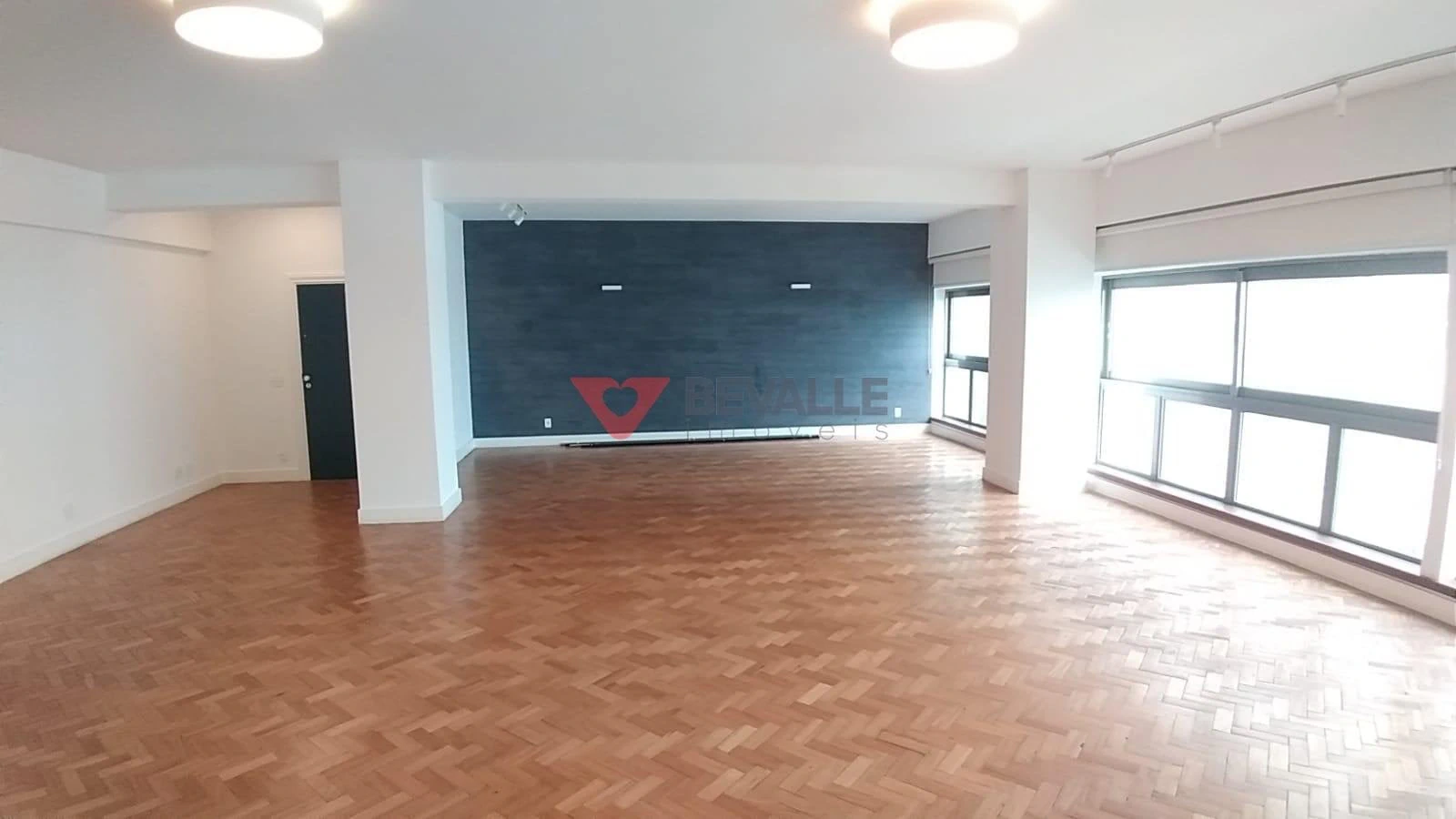 Rental apartment with 3 bedrooms, balcony, 3 baths — photo 19
