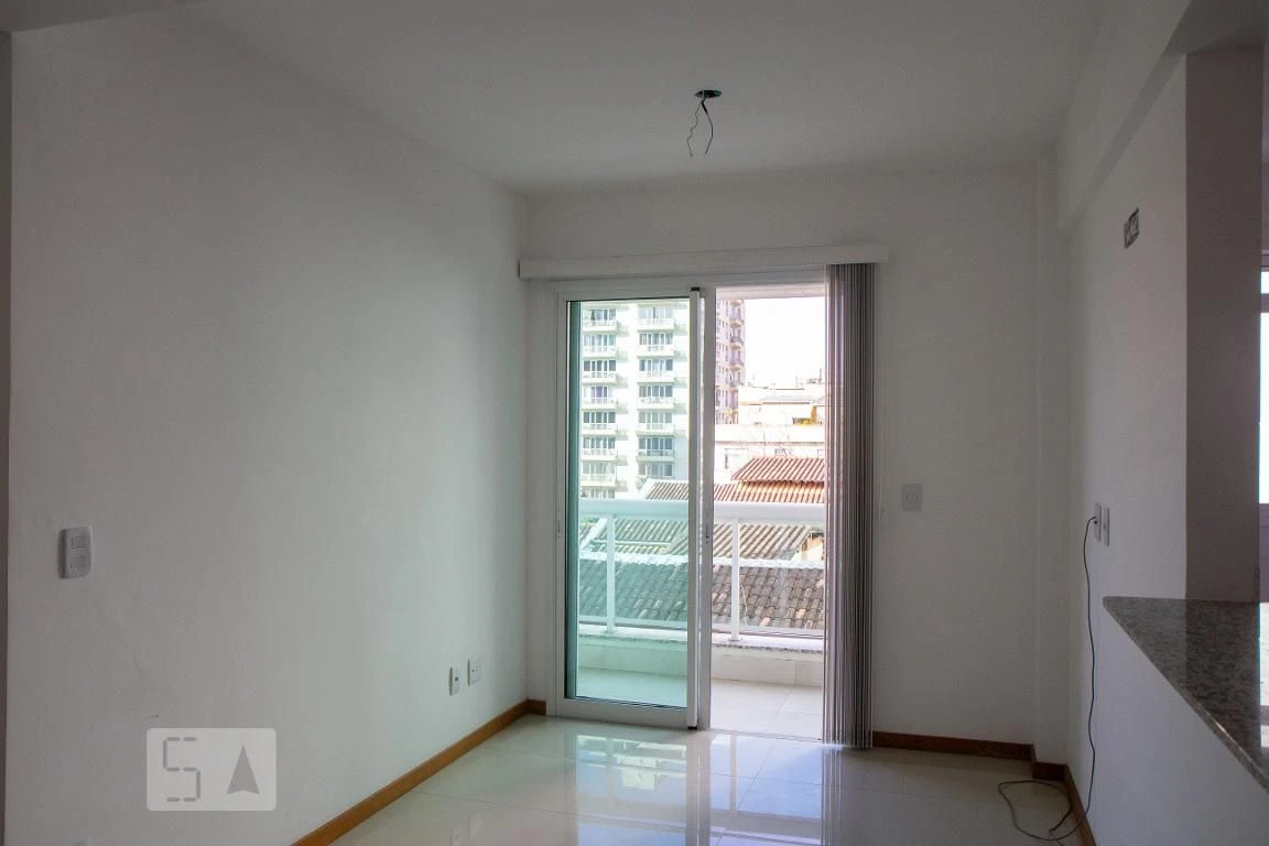 Apartment with 2 bedrooms and a balcony, 1 en-suite — photo 6