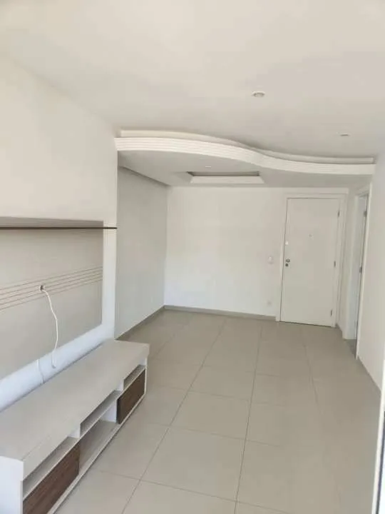Apartamento para alugar de 65 m² com 2 quartos e suíte
