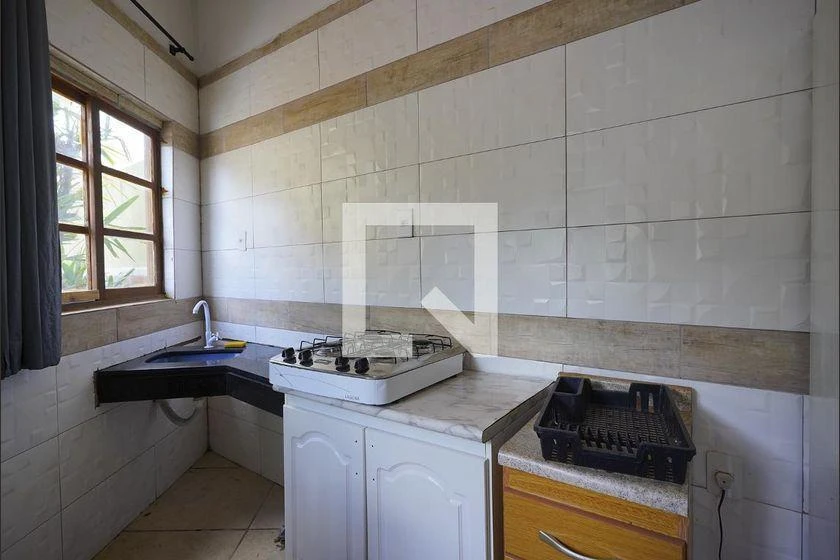 Furnished studio 60 m² with gas stove and 1 bathroom — photo 2