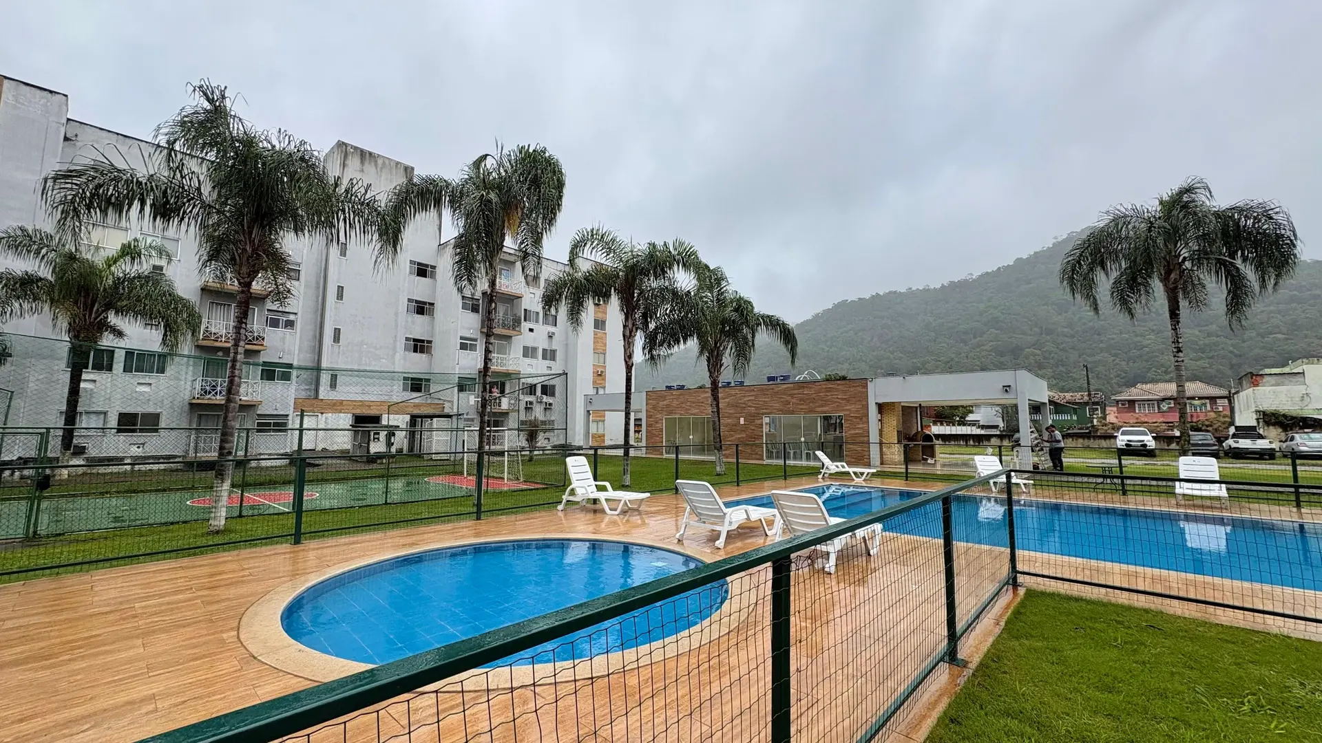 79 m² apartment with a mountain view and a jacuzzi — photo 58