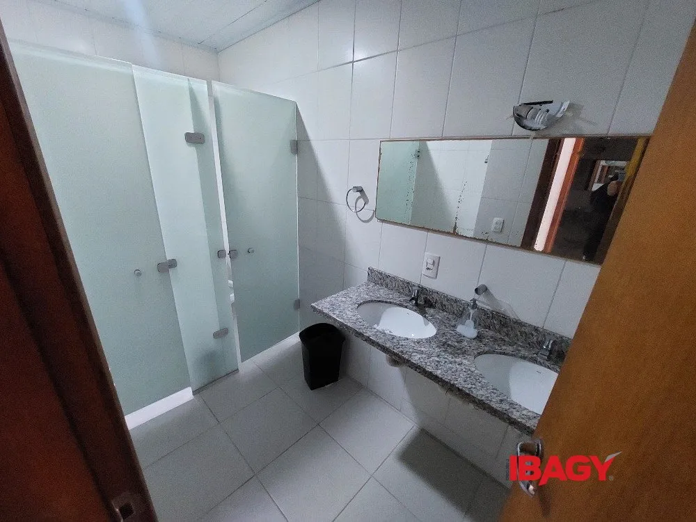 Квартира с 3 спальнями, в доме есть тренажёрный зал — photo 5