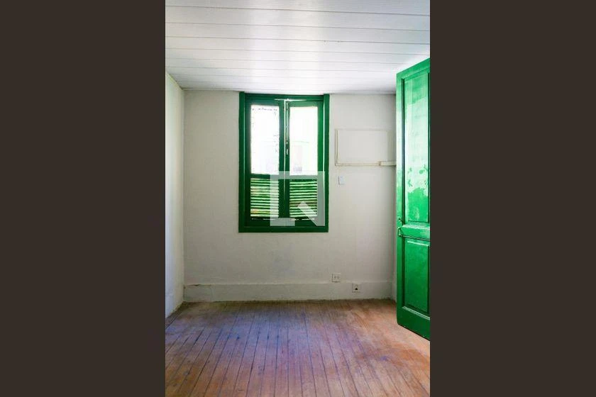 Rental house with 5 bedrooms and a closed kitchen room — photo 87