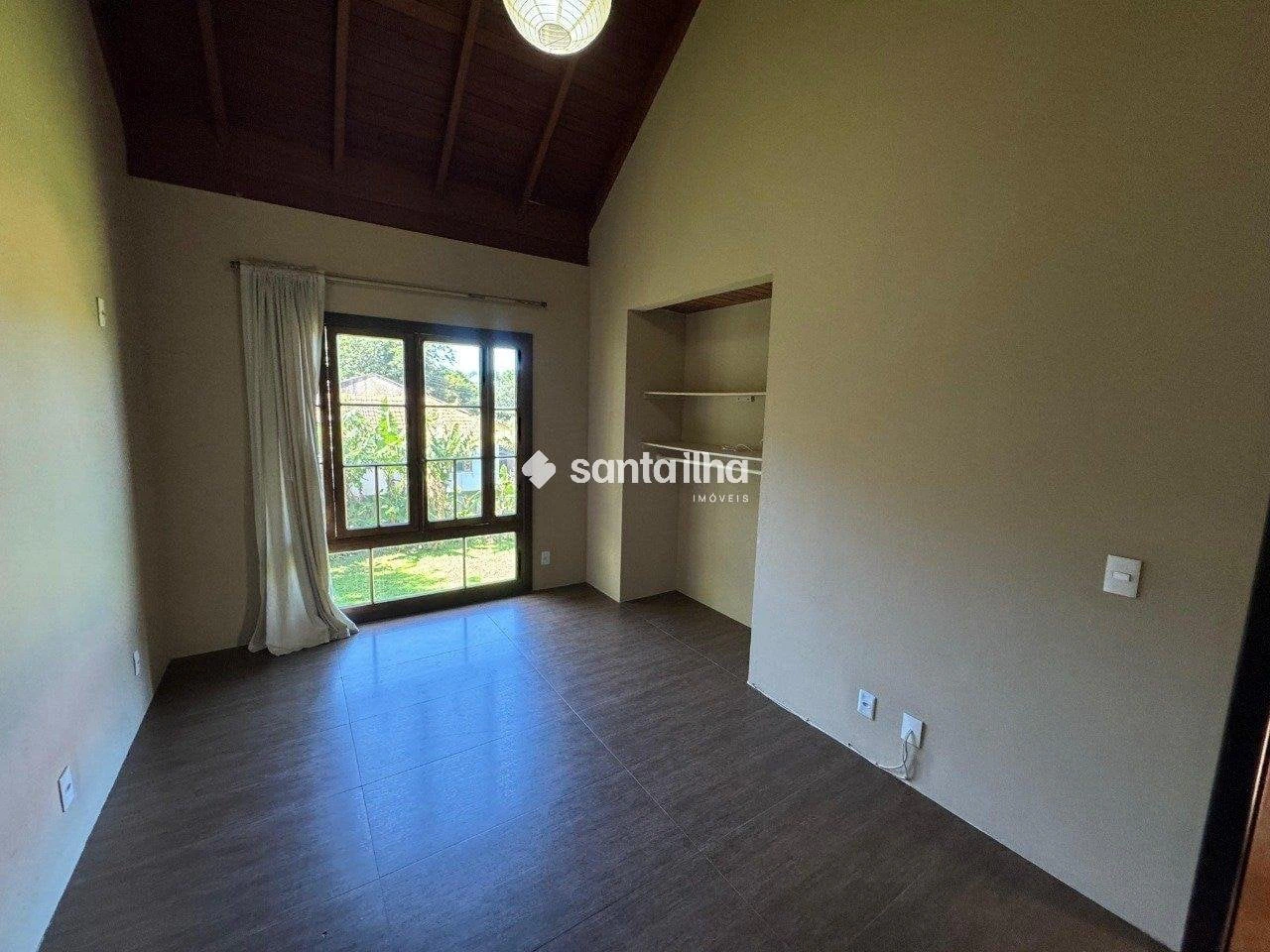 220 m² house with a garden and a home office — photo 23