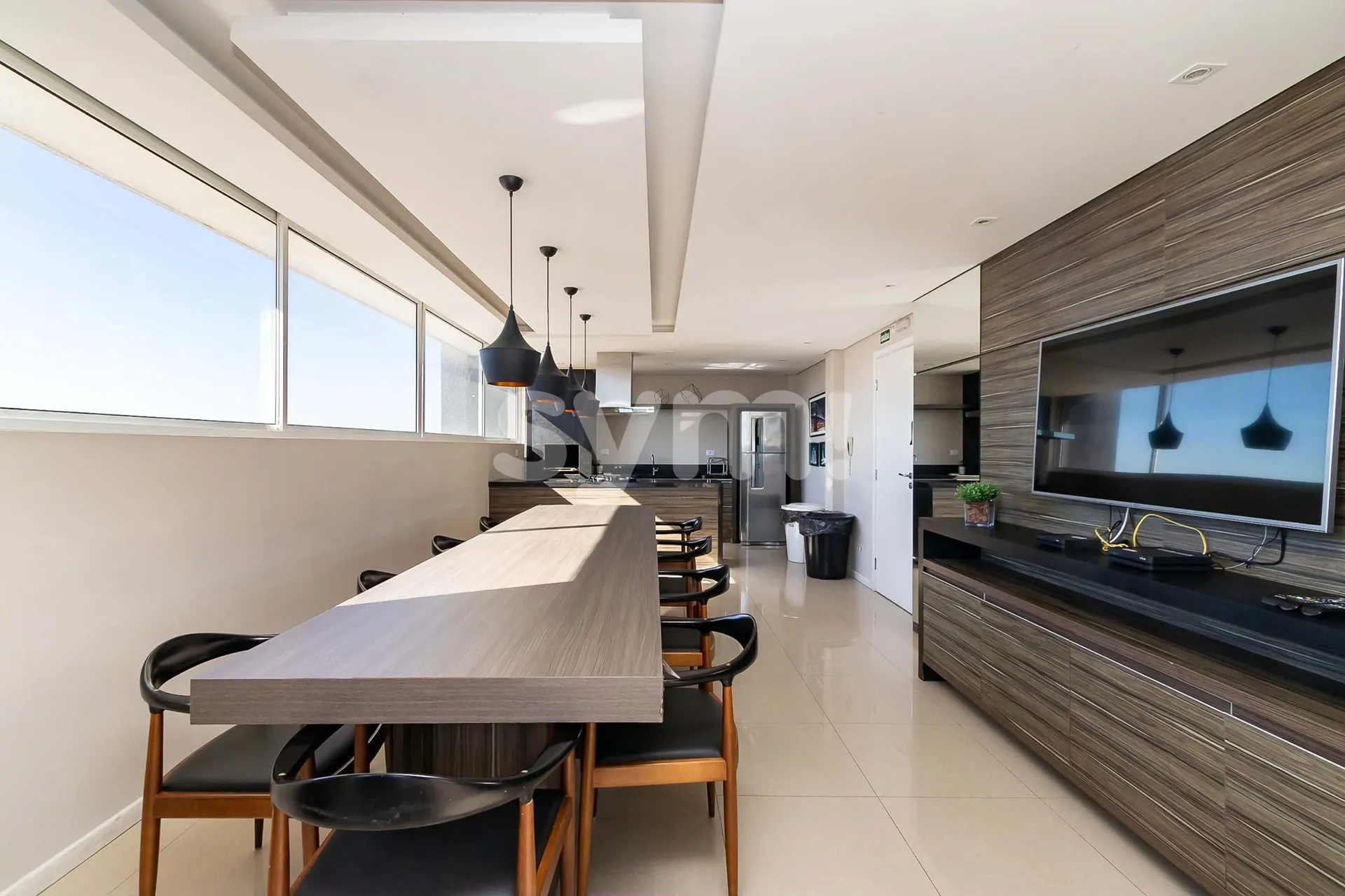 Furnished 1-bedroom apartment with open kitchen — photo 27