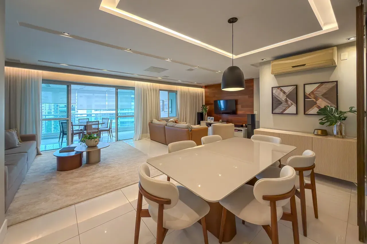 Furnished 3-bedroom apartment with 4 bathrooms — photo 10