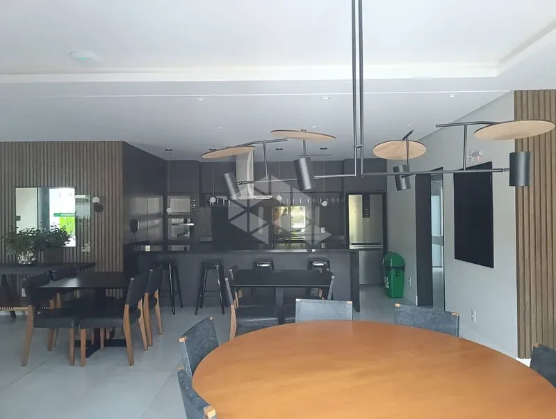 35 m² studio with a washing machine and a home office — photo 19