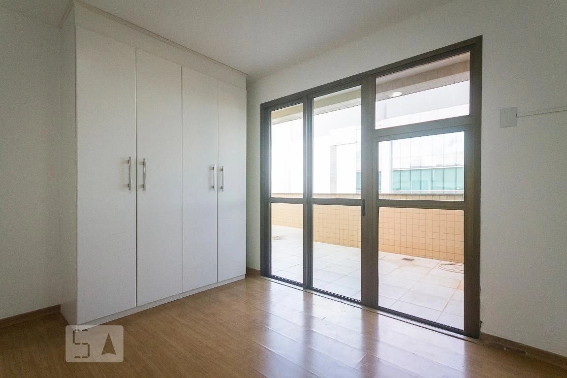 3-bedroom apartment with 2 parking spots and en-suites — photo 19