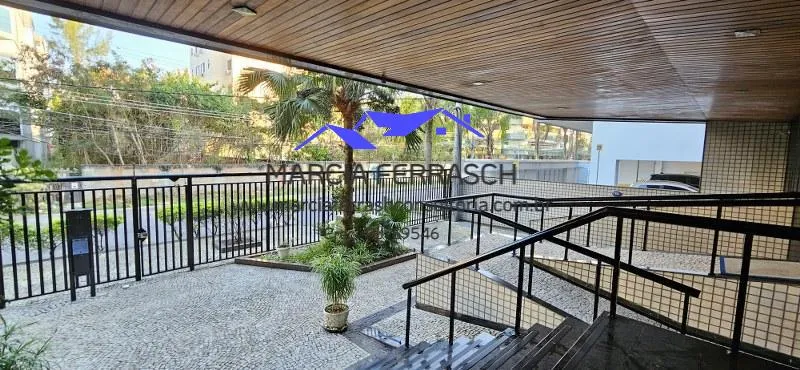 Unfurnished apartment with 3 bedrooms and 3 bathrooms — photo 28
