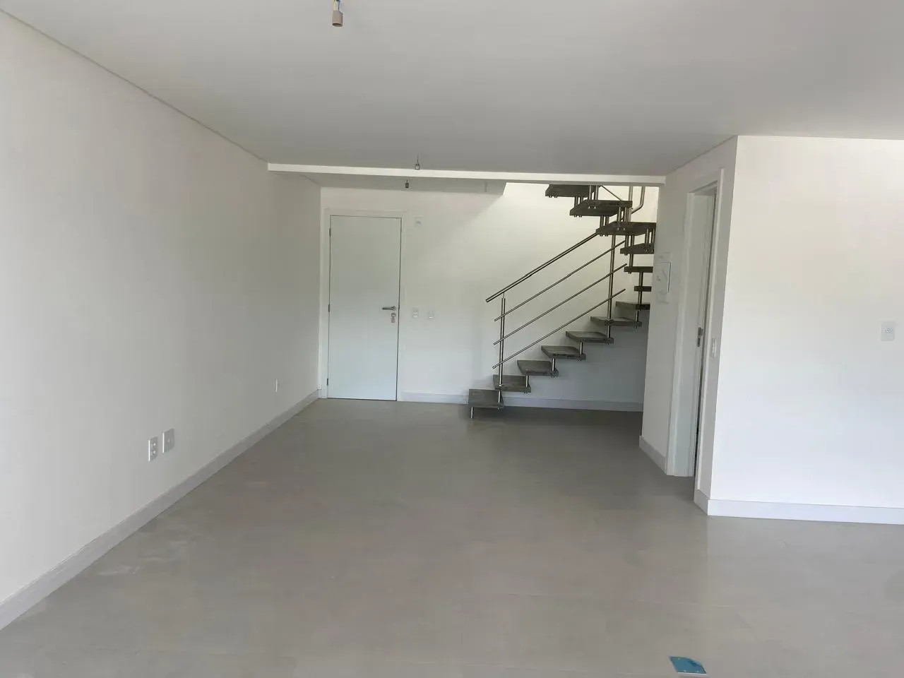 96 m² duplex apartment with 1 en-suite bedroom — photo 5