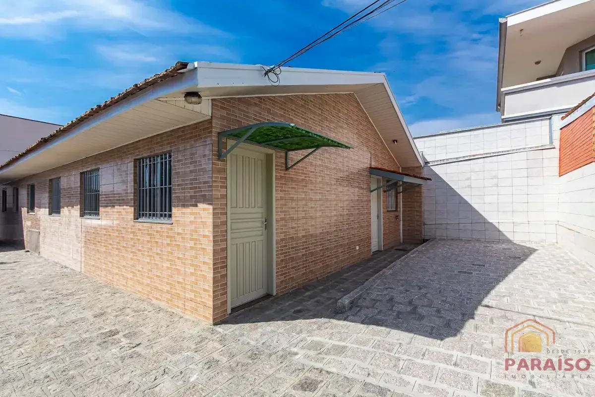 Casa de 3 habitaciones con lavadero cubierto y balcón — photo 31