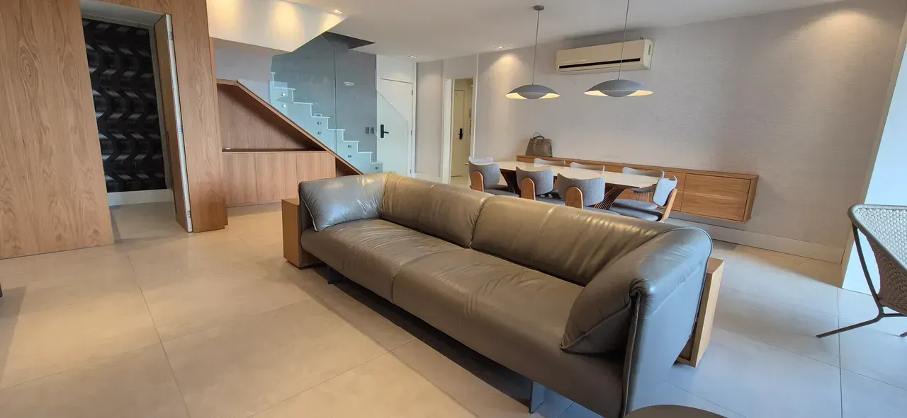 Duplex penthouse with 3 suites and 360 m², enclosed kitchen — photo 18