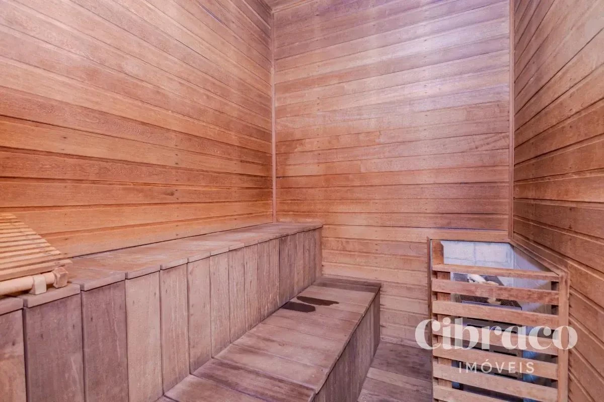 2-bedroom apartment with a grill on the balcony — photo 48