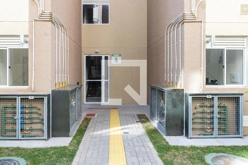 2-bedroom apartment in a building with a gym — photo 43