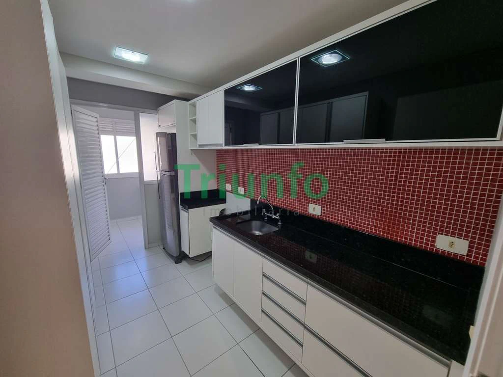 Apartamento de 202 m² con 3 dormitorios y suite — photo 2