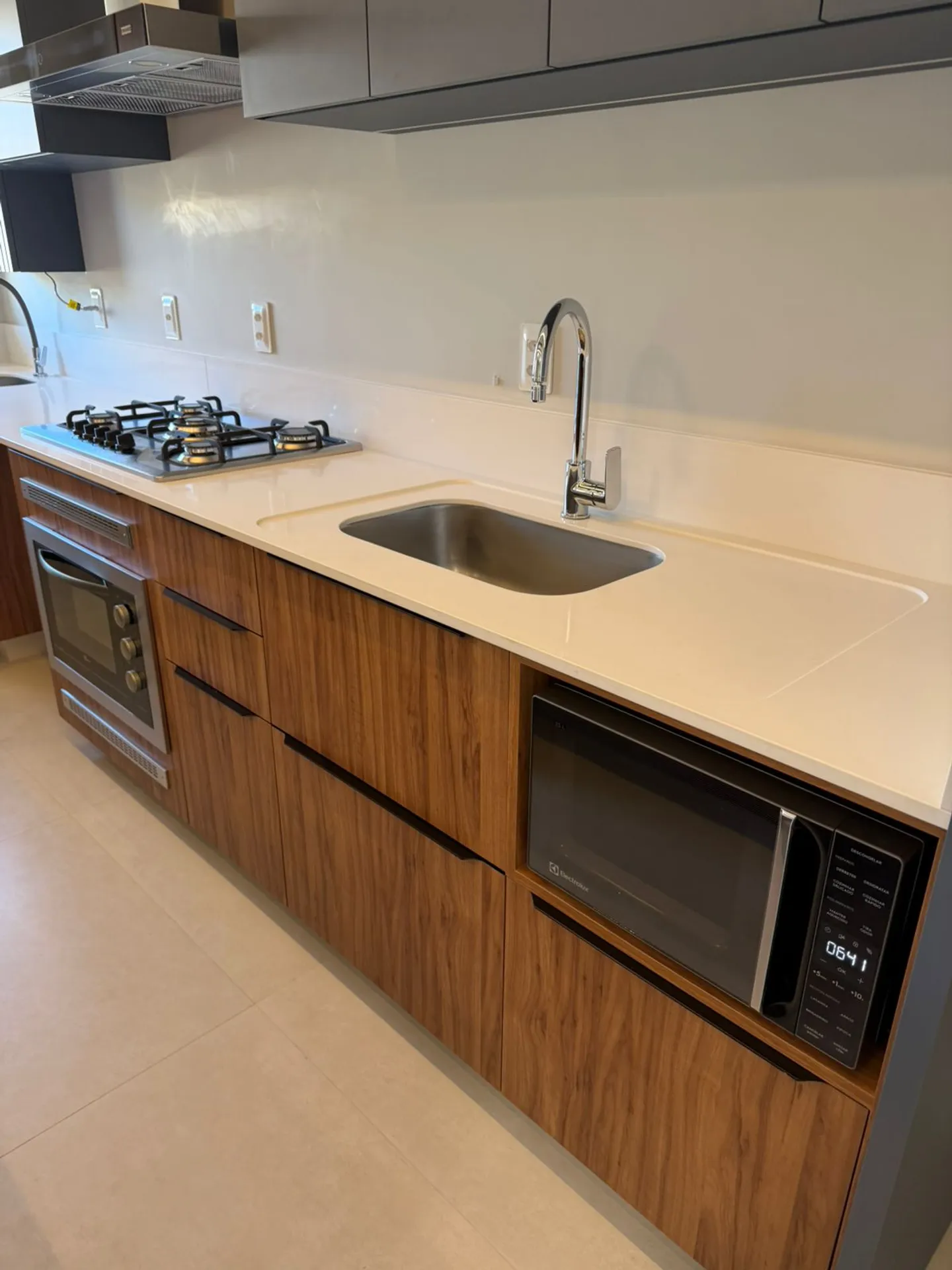 Мебльована квартира 79 м² з 2 спальнями та балконом — photo 6