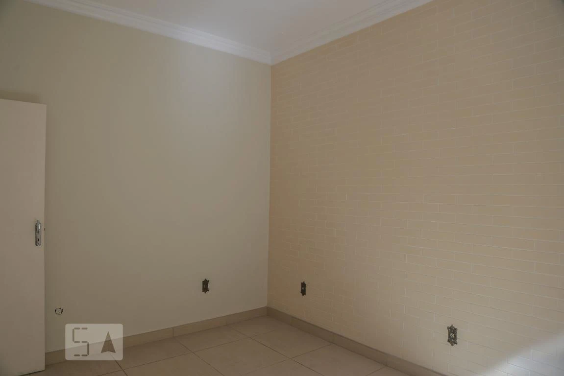 Casa com cozinha separada, 4 quartos e 3 banheiros — photo 12