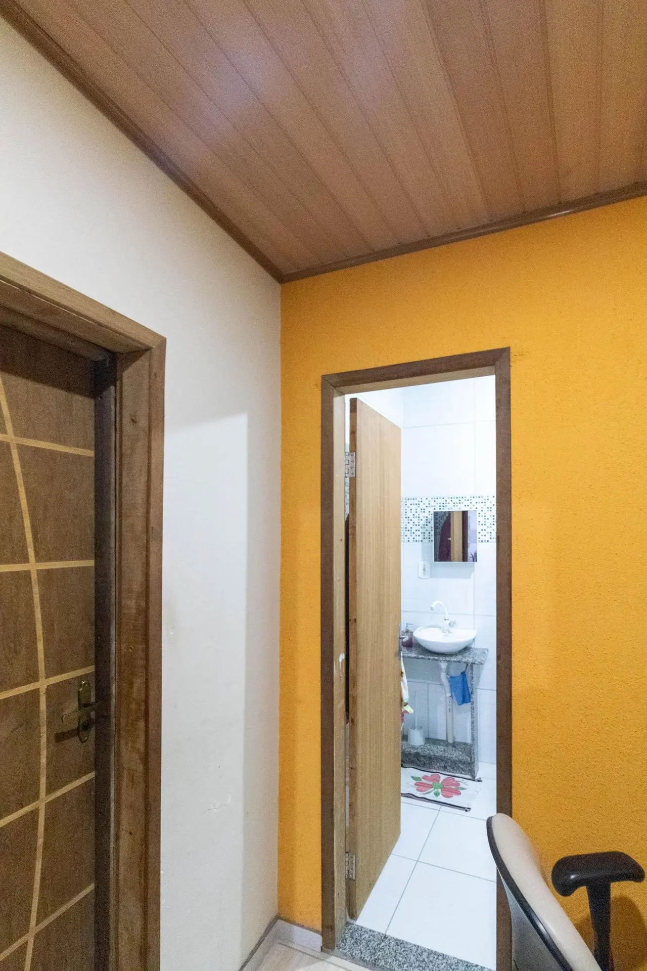 Furnished house with 1 bedroom and 1 bath plus parking — photo 31