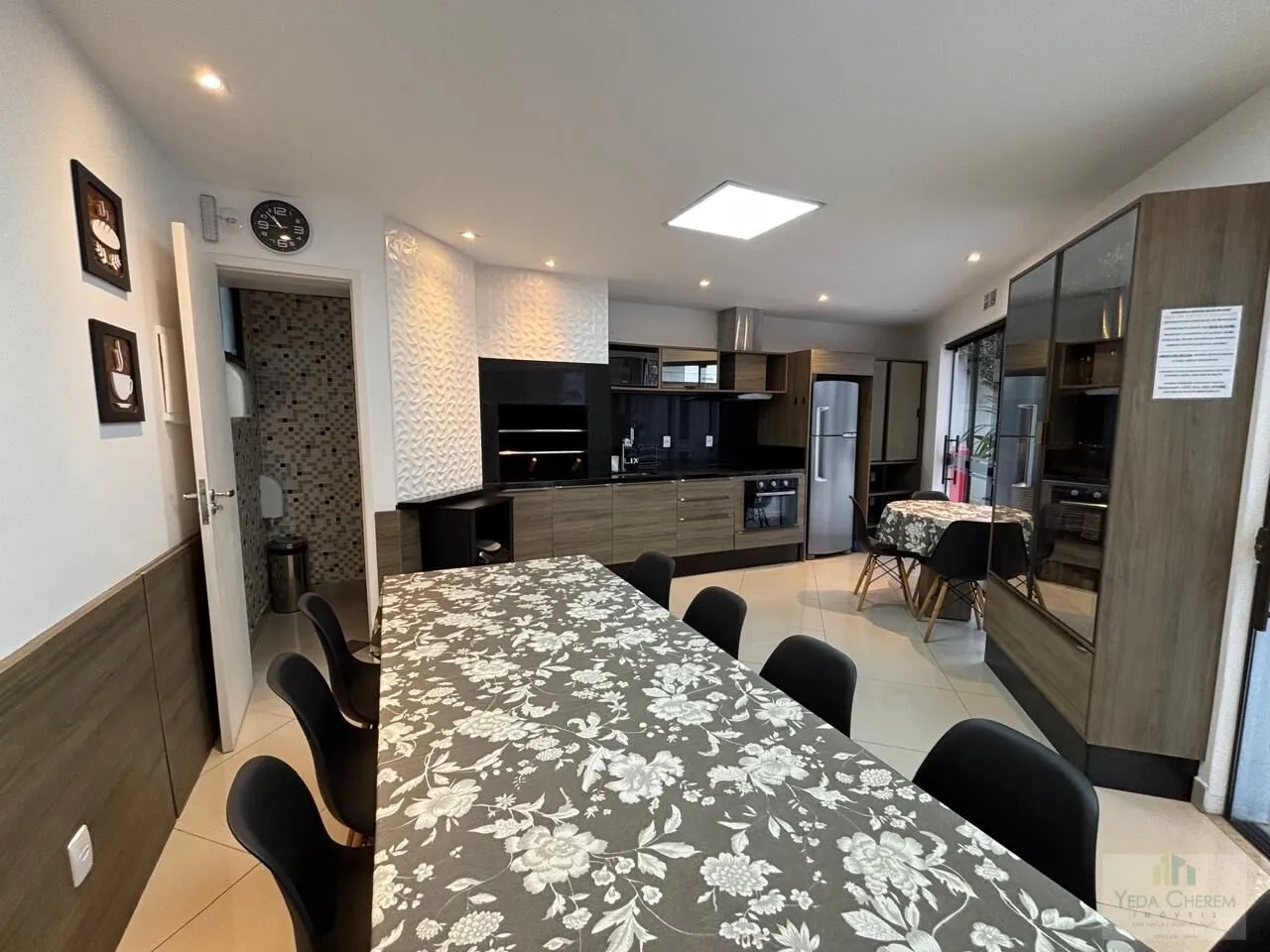 Меблированная квартира 109 м², 3 спальни — photo 7