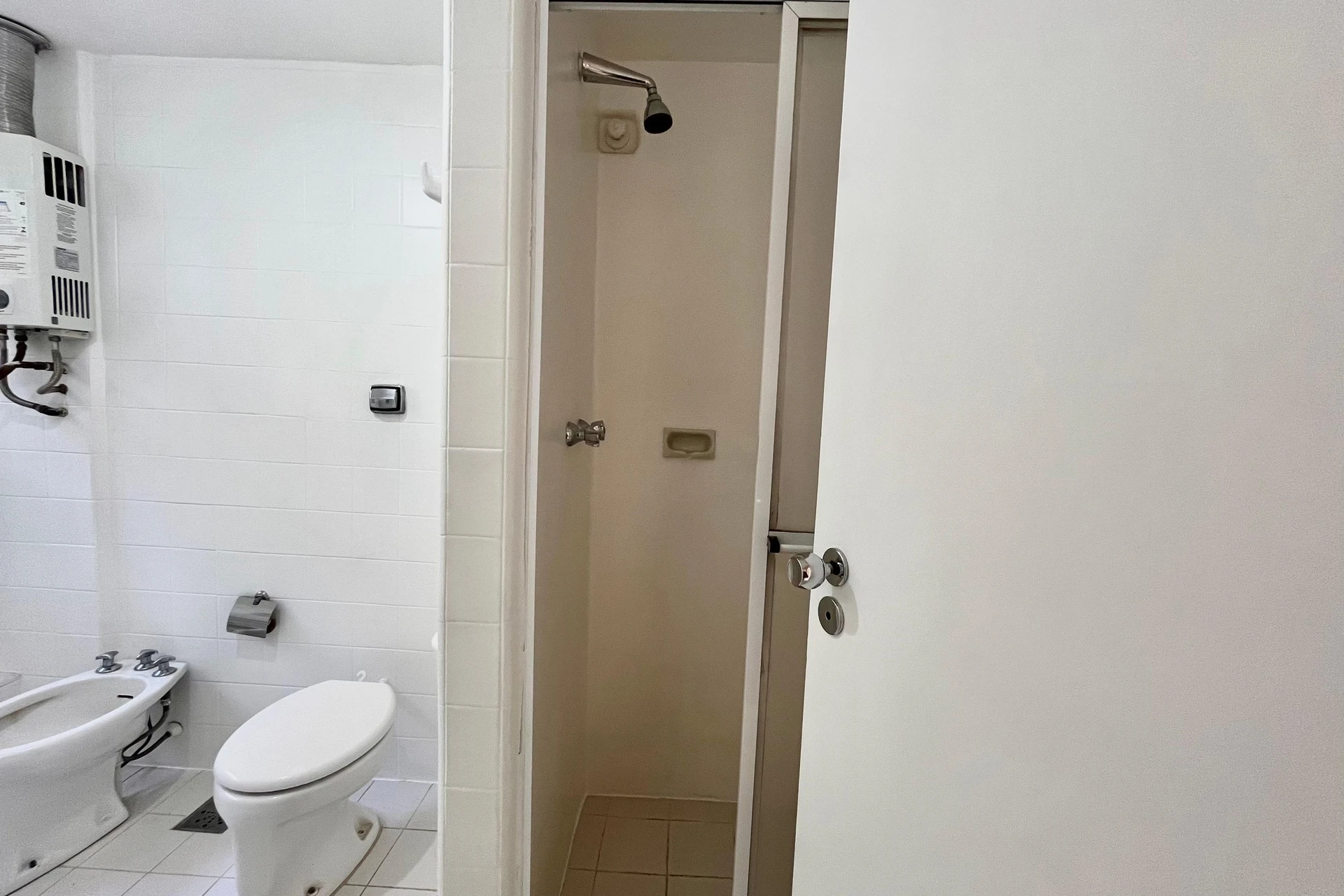 Unfurnished 2-bedroom rental apartment with 2 baths — photo 33