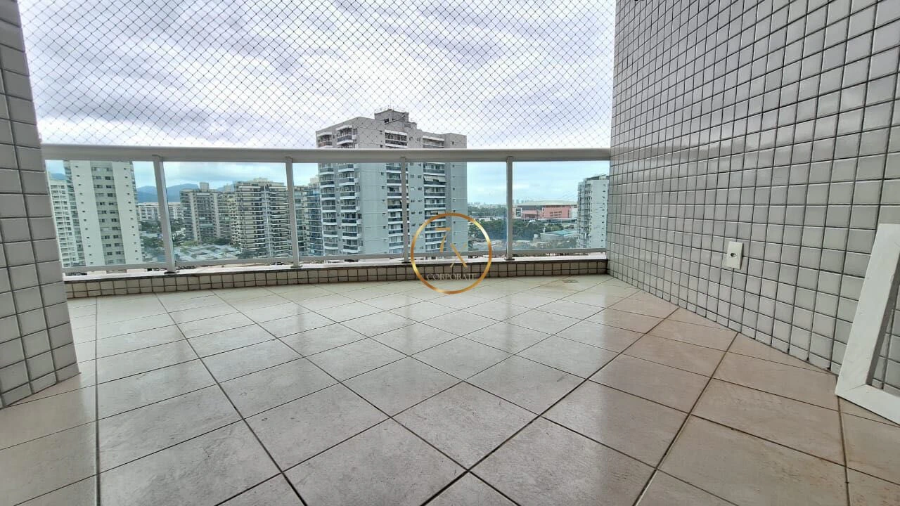 Застеклённый балкон и 2 спальни: квартира 70 м² — photo 20
