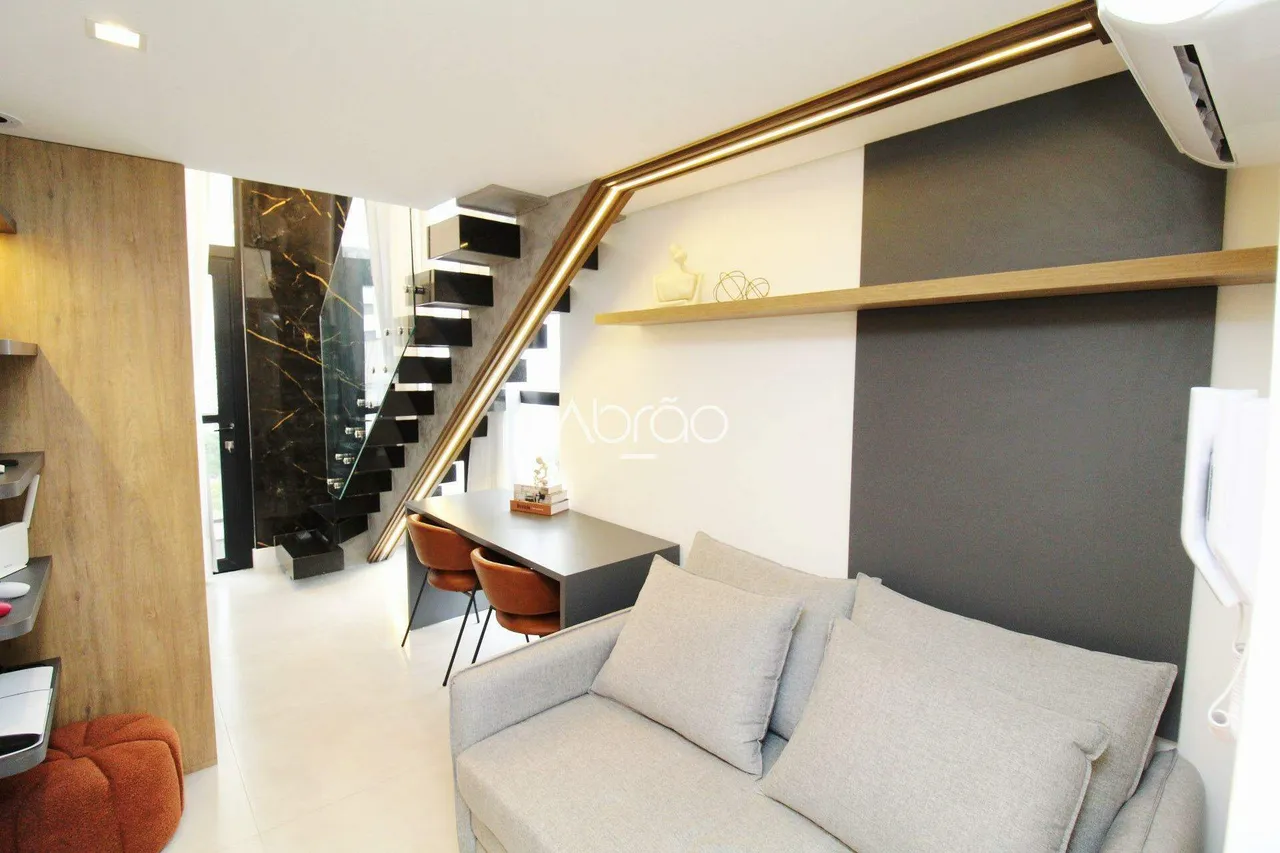 Furnished 32 m² apartment with open-plan kitchen
