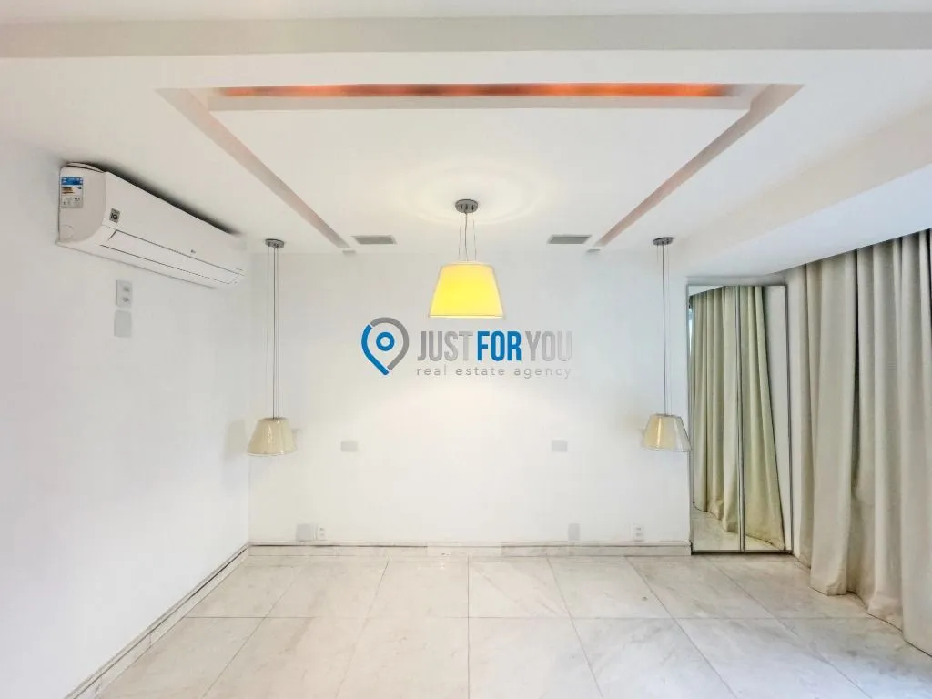 3-bedroom apartment with 5 bathrooms and 370 m² — photo 45