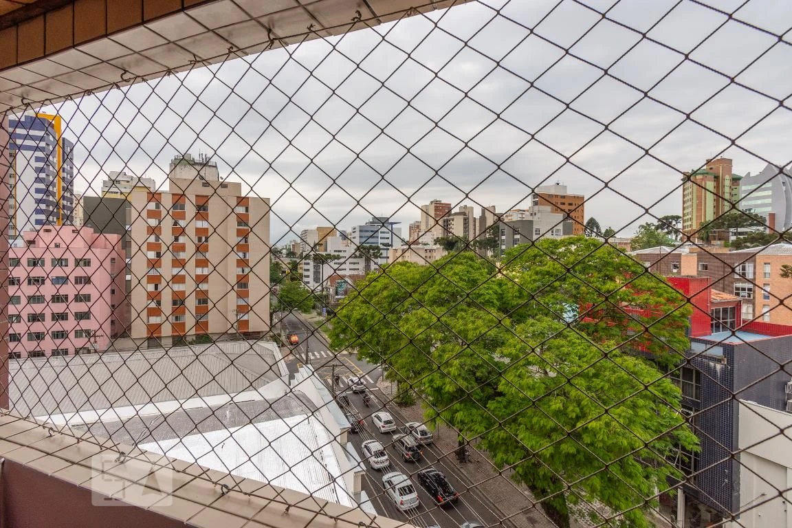 Apartamento com piso de madeira ou laminado, Centro — photo 6