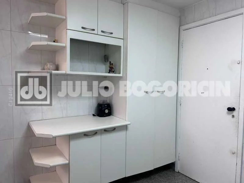 Apartamento com 5 quartos e 5 banheiros, 2 vagas — photo 10