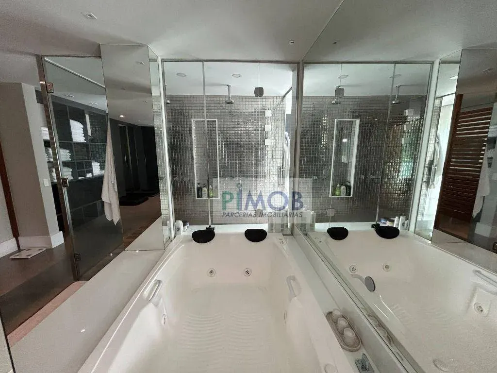 Casa mobiliada com 3 quartos e 5 banheiros, 550 m² — photo 35