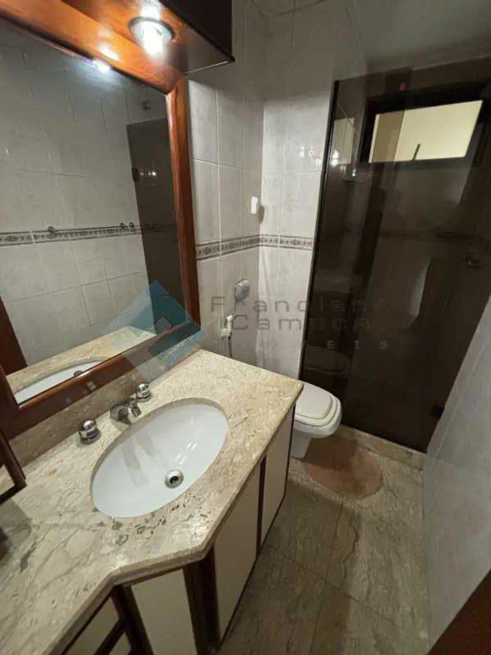 3-bedroom apartment with a glass-enclosed balcony — photo 8