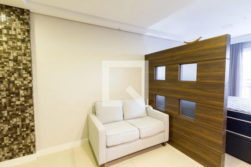 Apartamento de 1 quarto com varanda e 1 vaga — photo 3