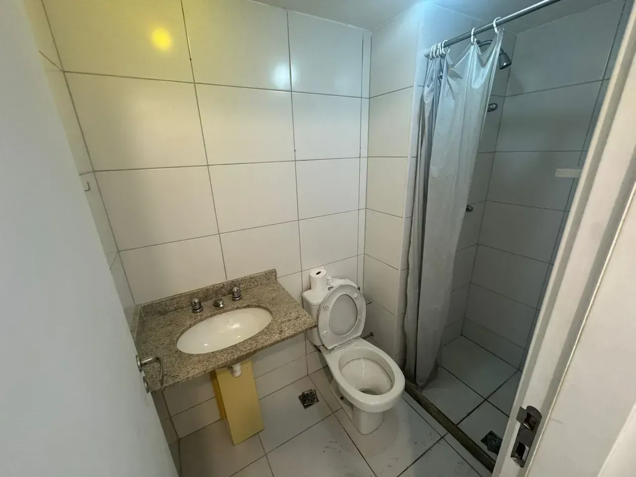 Apartment with 2 bathrooms and glass shower enclosures 61 m² — photo 16
