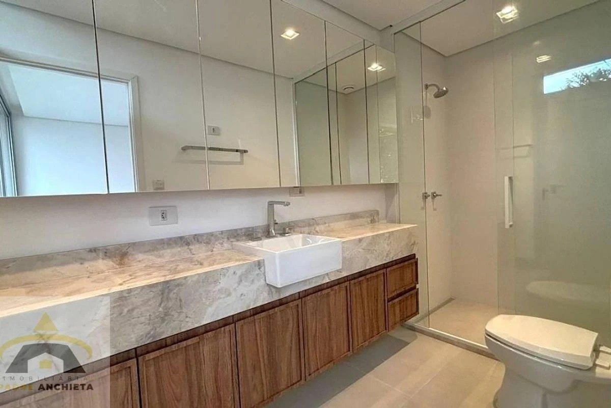 Apartment, 131 m², with a glass-enclosed balcony — photo 20