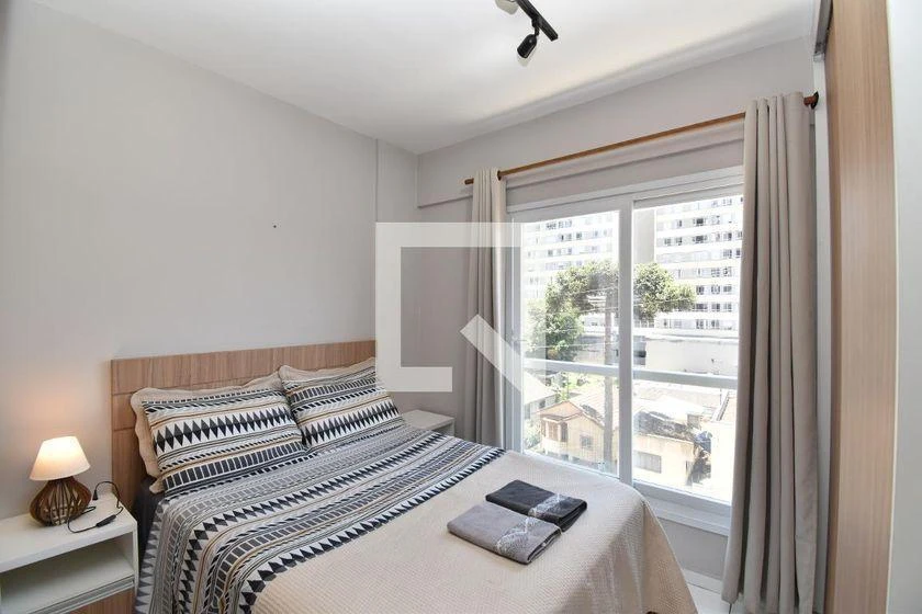 Kitnet amueblada de 27 m² con 1 plaza y 1 dormitorio — photo 5