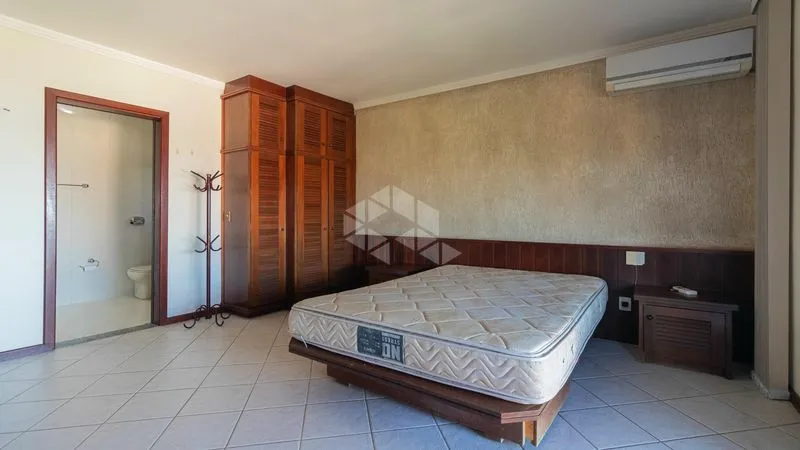 Furnished house 314 m² with 6 bedrooms and 4 parking — photo 67